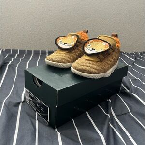 Authentic Lebron XVI LB